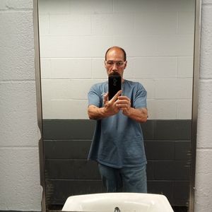 Meet your Posher, Carl